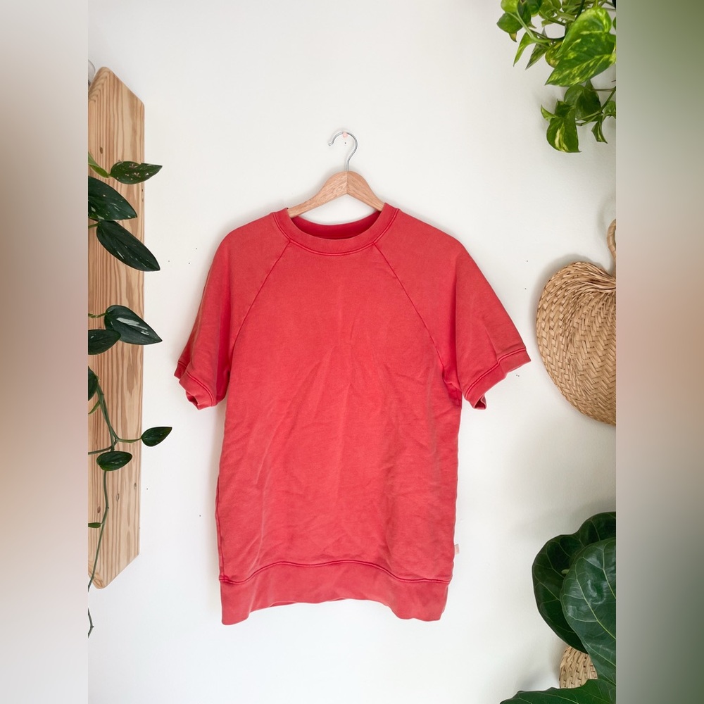 La Paz Paulino sweatshirt t-shirt size Medium red